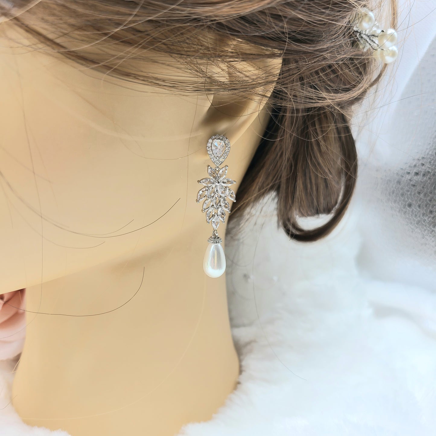 ROSE GOLD Cubic Zirconia with Pearl Necklace, Earring Set. SILVER Bridesmaid Jewelry Set. Bridal Jewelry Set. Wedding Jewelry Set.
