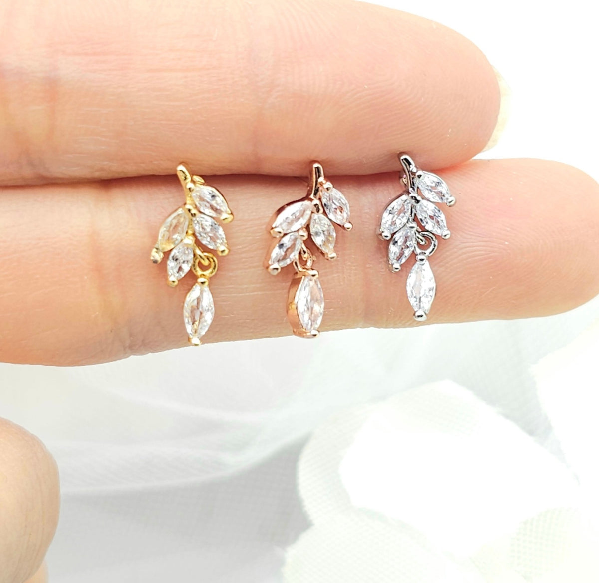 Minimalist SILVER, Gold ,ROSE GOLD Tiny Olive leaf Earring ,Necklace, bracelet Set.  Bridesmaid Jewelry .